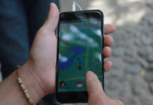 Matan durante asalto a entrenador Pokémon en centro de Puebla El entrenador Pokémon -identificado como Edgar Paredes Tello, de 29 años de edad- acudió a la ciudad de Puebla para participar en un evento.