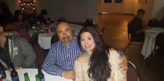 Esposo de maestra asesinada en tiroteo muere de un infarto esposo