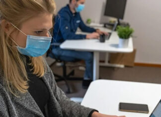 Estrés empeoró con regreso a las oficinas: encuesta El 41% de los trabajadores que han vuelto a las oficinas señalaron que la cantidad de estrés que experimentan ha empeorado.