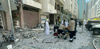 Explosión de gas en restaurante deja 2 muertos y 120 heridos en Abu Dhabi Las causas de la explosión aún no son claras, pero la policía descartó algún acto criminal. El incendio causó dañó en seis edificio.