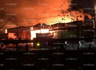 Fuerte incendio en maderería enciende la colonia Gobernadores