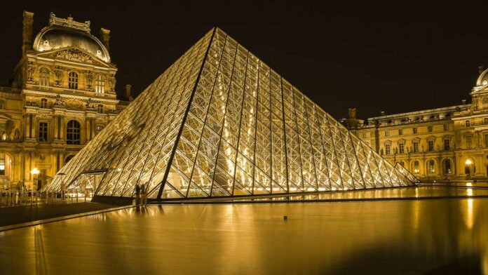 louvre Louvre