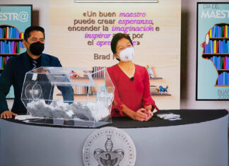 Lilia Cedillo felicita a docentes en el Día del Maestro maestro buap