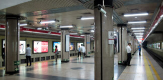 Cierran metro de Beijing por aumento de casos de Covid-19 metro beijing