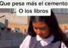 ¿Qué pesa más el cemento o los libros?; albañil da lección a su hija ¿Qué pesa más los libros o el cemento? Le preguntó a su hija tras llevarla a la obra en la que trabaja.