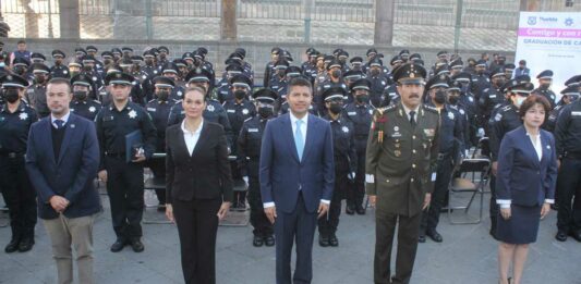 Policías