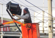 Entregarán semaforización de la 11 norte-sur en 20 días El objetivo del Ayuntamiento de Puebla con la semaforización y mantenimiento de alumbrado es construir una ciudad más ordenada.