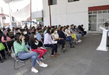 SMDIF imparte taller “El estrés en la Mujer” en San Baltazar Campeche El SMDIF busca orientar a las asistentes de este taller para tener de forma satisfactoria un nuevo estilo de vida.