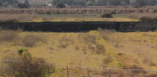 Socavón fue culpa de embotelladora: indígenas de Zacatepec socavón