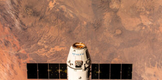 Astronautas regresan a la Tierra a bordo del SpaceX Dragon SpaceX