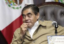 Panistas del “Yunque” deben salir del closet, insiste Barbosa Yunque