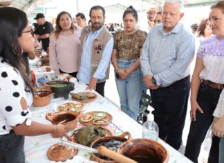 Alumnos CECADE participan en Festival del Tlayoyo 2022 Alumnos