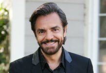 Llueven críticas a Eugenio Derbez por burlase de ahuehuete “seco”