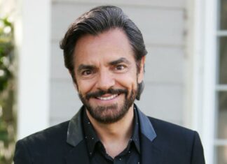 Llueven críticas a Eugenio Derbez por burlase de ahuehuete “seco”