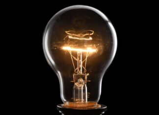 Japón y Australia piden a su población reducir consumo de luz Japón