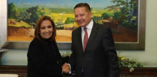 Lorena Cuéllar recibe a Rafael Contreras, delegado de la FGR en Tlaxcala
