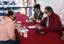 Gestiona SEP apoyo a preescolar que no recibe mobiliario desde hace 35 años