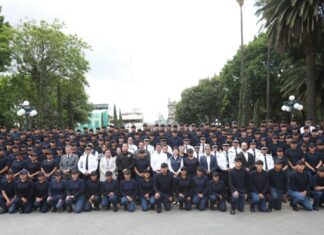 Lalo Rivera refuerza cercanía con cadetes de la Academia de Policía