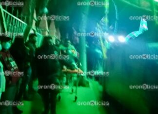 Se sube a juego mecánico y termina con fractura de piernas en Chapulco
