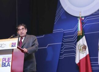 Barbosa anuncia inversión de 50 mdp en créditos de viviendas Infonavit