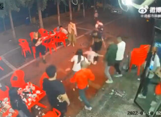 Así fue la brutal agresión contra mujeres en restaurante de China brutal