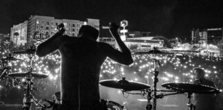 Hospitalizan de emergencia a Travis Barker de Blink 182 emergencia