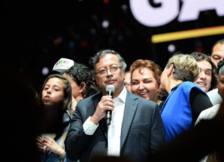 Gustavo Petro se convierte en presidente de Colombia gustavo