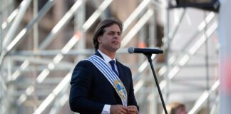 Presidente de Uruguay no irá a Cumbre de las Américas por Covid-19 Uruguay