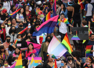 Marcha comunidad LGBT por sus derechos en Puebla marcha