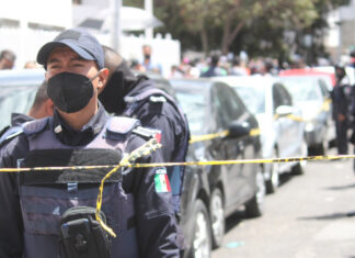 Policías custodiarán próximas jornadas de vacunación, anuncia Barbosa policías
