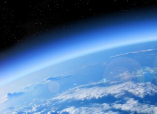 Científicos hallan agujero de ozono mayor al de la Antártida