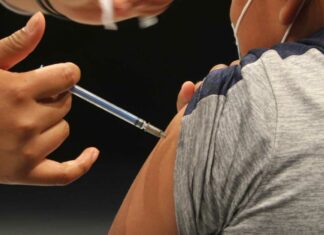 Barbosa llama a vacunar a niños de 5 a 11 años Barbosa