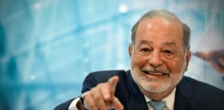 Invitan a Carlos Slim a toma de protesta de Trump Carlos
