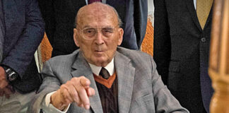 Echeverría podría ser enjuiciado post mortem: estudiante del 68 Echeverría