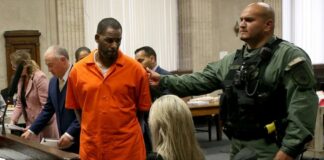 R. Kelly es condenado a 30 años de prisión por tráfico sexual