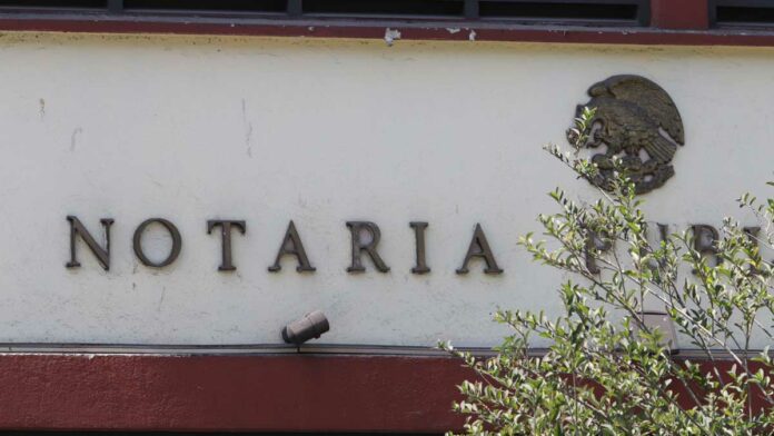 Notarios Notarios