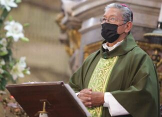 Obispo dedica misa a bienestar de adultos mayores obispo