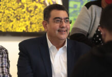 Sergio Salomón, primero en destaparse a la gubernatura Puebla