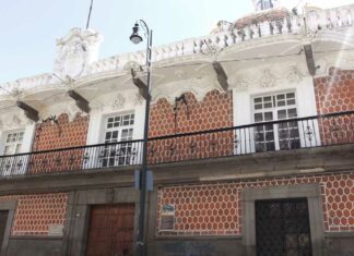 Servidores públicos ya laboran en sede de SEP federal: MBH Servidores