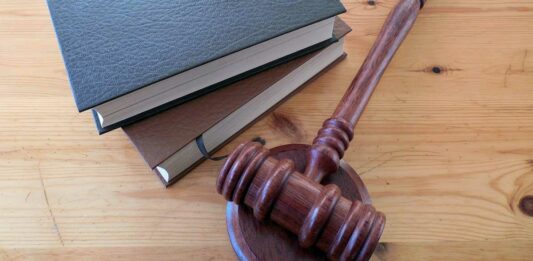 Tribunal
