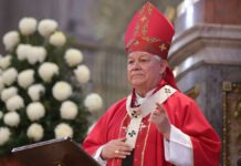 Víctor Sánchez, arzobispo de Puebla, da positivo a Covid-19 Víctor