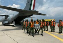Arriba el tercer vuelo con cuerpos de mexicanos fallecidos en Texas