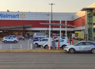 Hieren de un tiro a cuentahabiente en Plaza Vía San Ángel