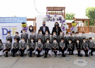 San Andrés celebra ceremonia de graduación de 300 alumnos de los CAIC