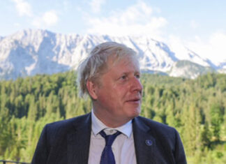 Boris Johnson renuncia a ser primer ministro de Reino Unido boris