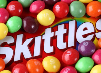 Caramelos Skittles son tóxicos: demanda colectiva en EU