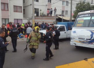 Choque entre microbuses deja 13 heridos en Avenida Filomeno