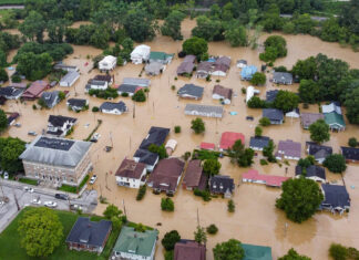 Sube a 28 cifra de muertos por inundaciones en Kentucky