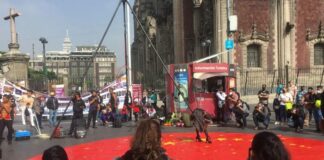 Cirqueros se manifiestan frente a Palacio Nacional Palacio