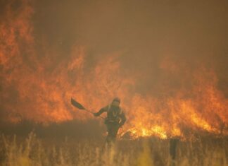 Incendios forestales en España ya dejaron 2 muertos incendios España
